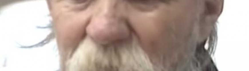 NASVETI ČEZ 100 LET STAREGA RUSKEGA MODRECA